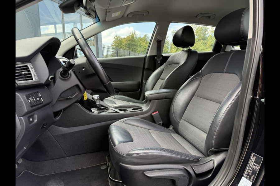 Kia Niro 1.6 GDi Hybrid ExecutiveLine 2e Eigenaar,Dealer Onderhouden,Navi,Leder,Camera,Clima,Cruise,Pdc V+A,Lm velgen,Apk tot 02-2027