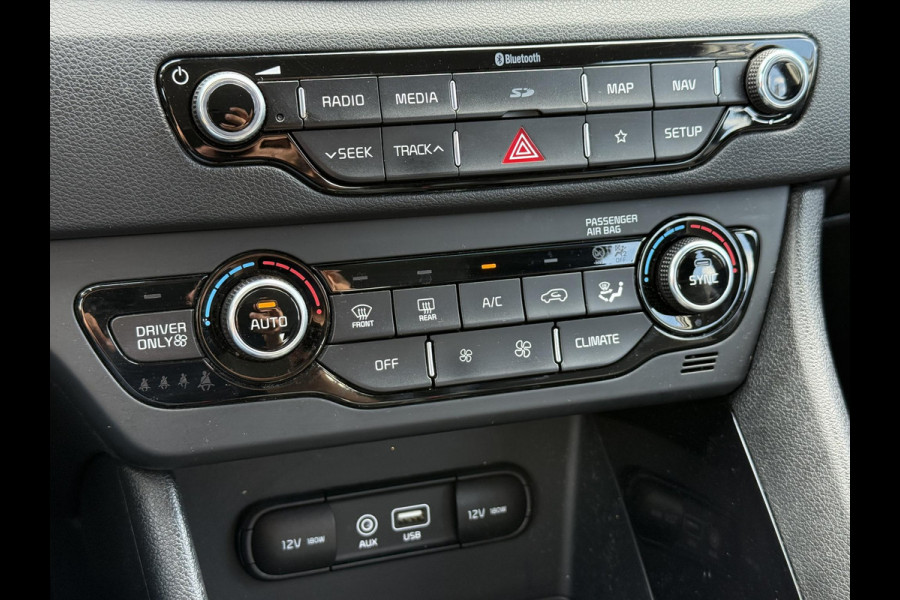 Kia Niro 1.6 GDi Hybrid ExecutiveLine 2e Eigenaar,Dealer Onderhouden,Navi,Leder,Camera,Clima,Cruise,Pdc V+A,Lm velgen,Apk tot 02-2027