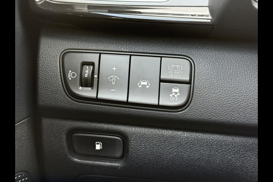 Kia Niro 1.6 GDi Hybrid ExecutiveLine 2e Eigenaar,Dealer Onderhouden,Navi,Leder,Camera,Clima,Cruise,Pdc V+A,Lm velgen,Apk tot 02-2027