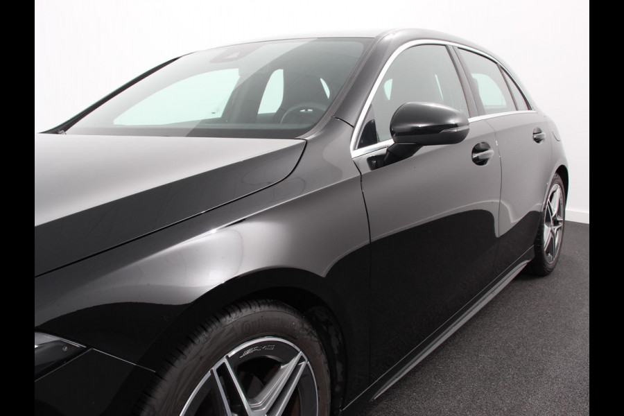 Mercedes-Benz A-Klasse 200 AMG Line | Navigatie | Climate Control | Camera | Virtual Cockpit | Led | Stoelverwarming