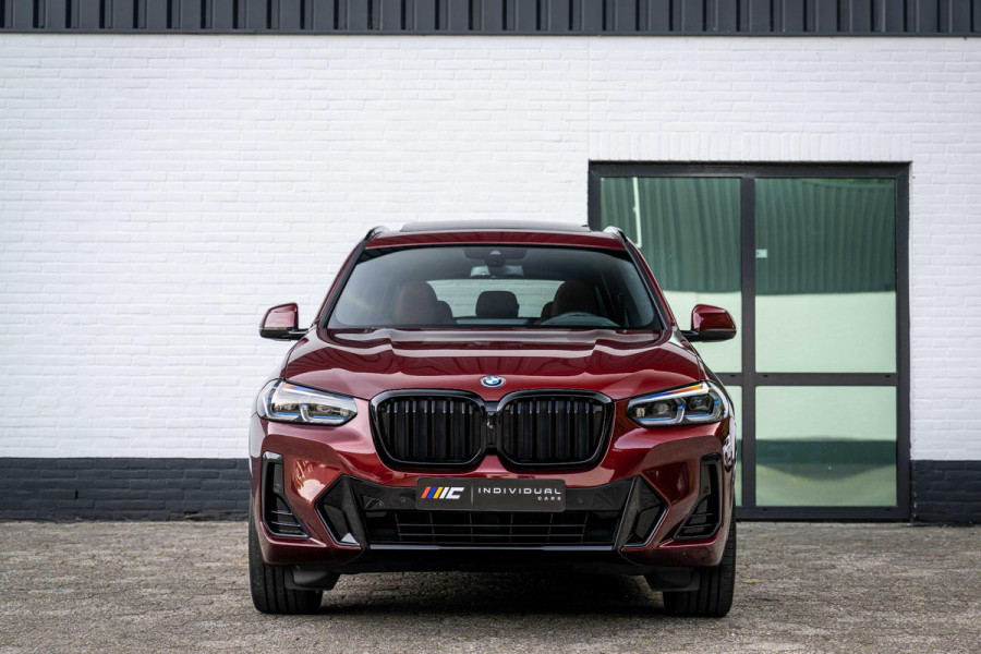 BMW X3 xDrive30e M-Sport INDIVIDUAL Carbon Tartufo Pano