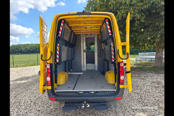 Volkswagen Crafter 35 2.0 TDI L2H2, Euro 6 140PK , Apk Aug. 2026 , Airco , cruise , camera, Post NL Uitvoering , Nette bus.