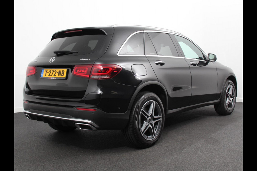 Mercedes-Benz GLC 300e 4MATIC AMG Line PHEV Mercedes-Benz GLC-klasse 300e 4MATIC AMG Line | Panoramadak | 360* Camera | Ambiente Verlichting | 19 Inch Lichtmetalen Velgen |