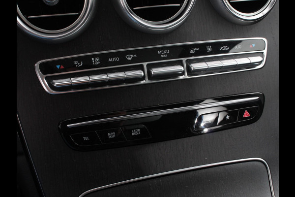 Mercedes-Benz GLC 300e 4MATIC AMG Line PHEV Mercedes-Benz GLC-klasse 300e 4MATIC AMG Line | Panoramadak | 360* Camera | Ambiente Verlichting | 19 Inch Lichtmetalen Velgen |