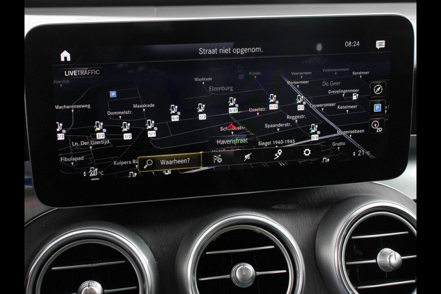Mercedes-Benz GLC 300e 4MATIC AMG Line PHEV Mercedes-Benz GLC-klasse 300e 4MATIC AMG Line | Panoramadak | 360* Camera | Ambiente Verlichting | 19 Inch Lichtmetalen Velgen |