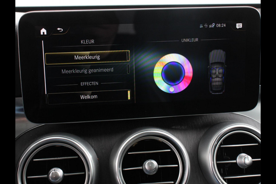 Mercedes-Benz GLC 300e 4MATIC AMG Line PHEV Mercedes-Benz GLC-klasse 300e 4MATIC AMG Line | Panoramadak | 360* Camera | Ambiente Verlichting | 19 Inch Lichtmetalen Velgen |
