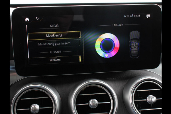 Mercedes-Benz GLC 300e 4MATIC AMG Line PHEV Mercedes-Benz GLC-klasse 300e 4MATIC AMG Line | Panoramadak | 360* Camera | Ambiente Verlichting | 19 Inch Lichtmetalen Velgen |