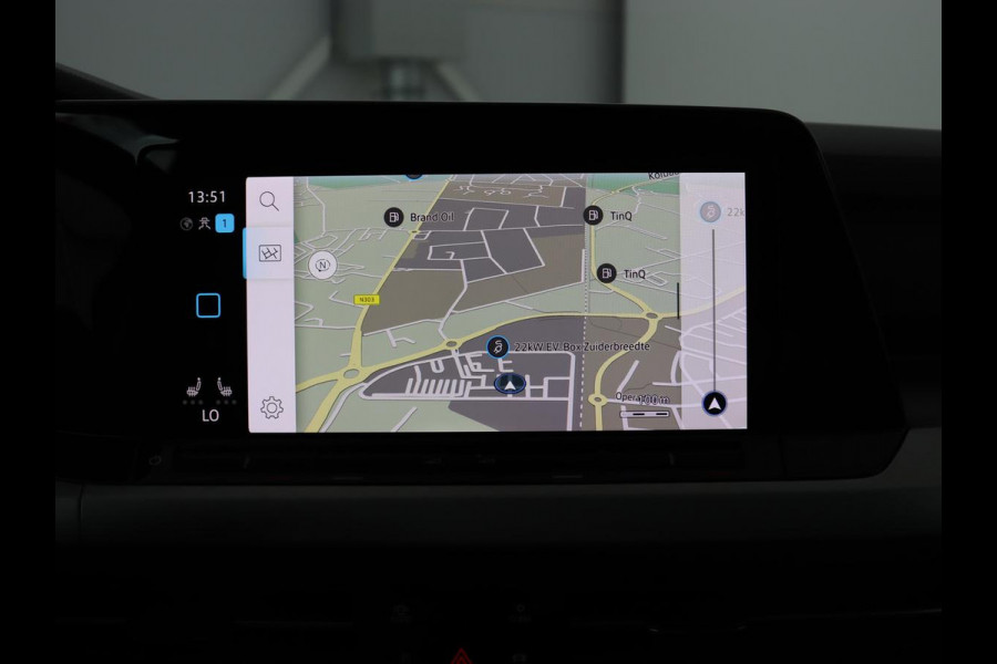 Volkswagen Golf 1.5 TSI Life | Stoel & stuurverwarming | Carplay | Adaptive cruise | Sfeerverlichting | Navigatie | Full LED | Parkeerhulp
