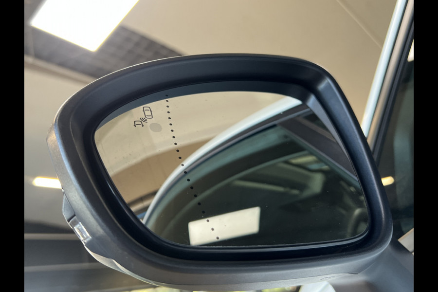 Renault Clio 1.0 TCe 90 Techno | Navi | Carplay | 17" | Camera | PDC V+A | Stoelverwarming | Keurig nette auto!