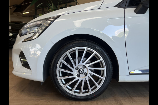 Renault Clio 1.0 TCe 90 Techno | Navi | Carplay | 17" | Camera | PDC V+A | Stoelverwarming | Keurig nette auto!