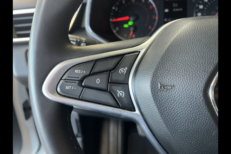 Renault Clio 1.0 TCe 90 Techno | Navi | Carplay | 17" | Camera | PDC V+A | Stoelverwarming | Keurig nette auto!