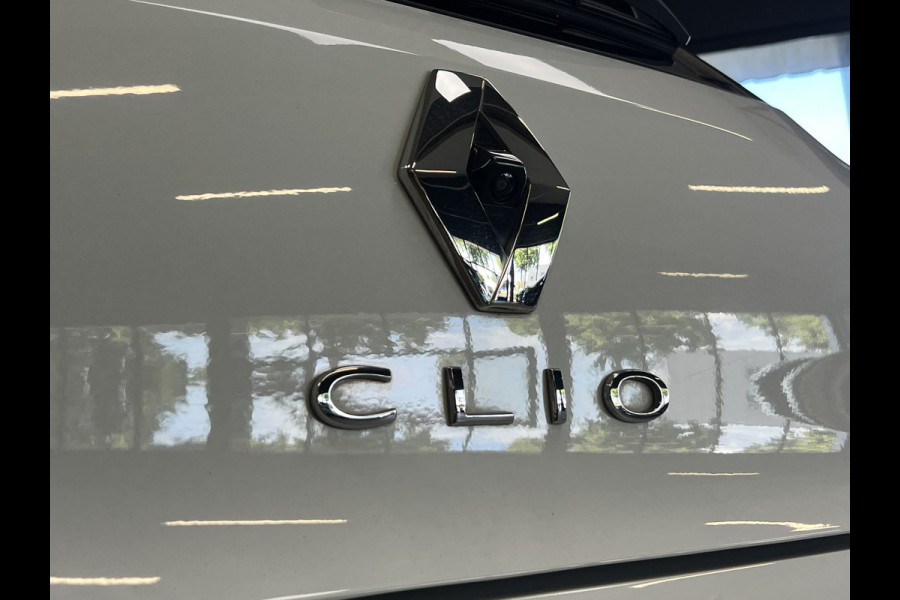 Renault Clio 1.0 TCe 90 Techno | Navi | Carplay | 17" | Camera | PDC V+A | Stoelverwarming | Keurig nette auto!