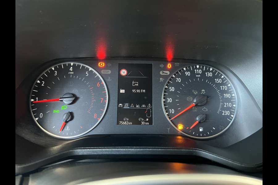Renault Clio 1.0 TCe 90 Techno | Navi | Carplay | 17" | Camera | PDC V+A | Stoelverwarming | Keurig nette auto!