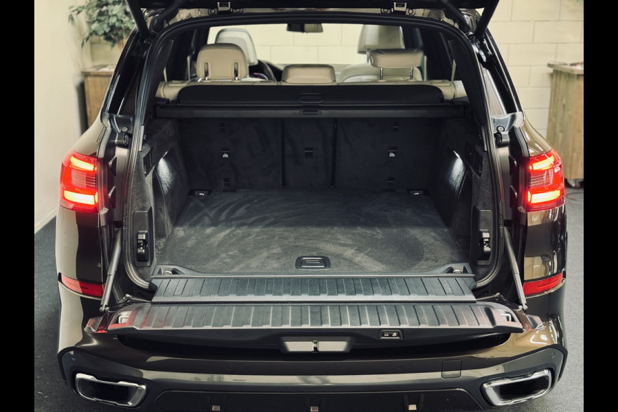 BMW X5 xDrive30d M-Sport | 22" | 4-wielst. | Panorama | Luchtvering