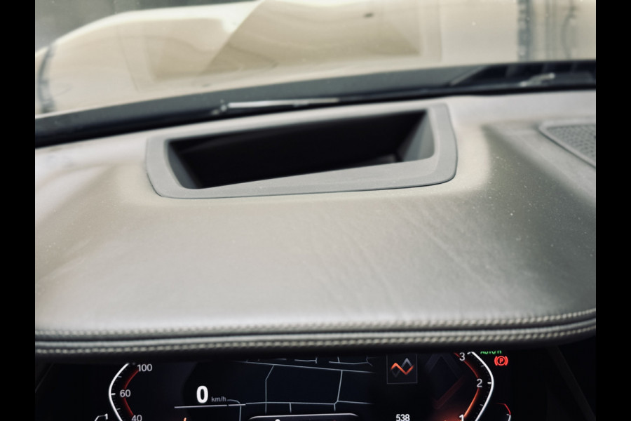 BMW X5 xDrive30d M-Sport | 22" | 4-wielst. | Panorama | Luchtvering