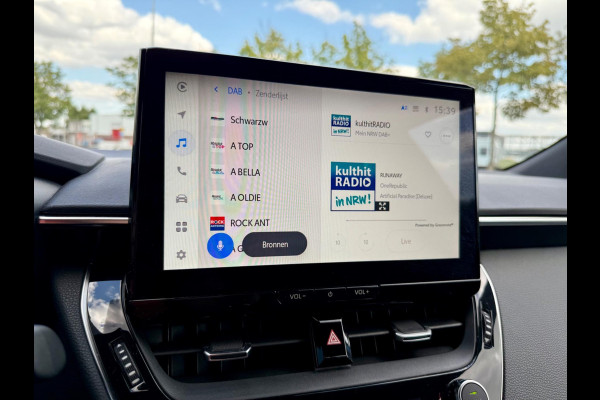 Toyota Corolla Touring Sports Hybrid 140 Business, CarPlay, Trekhaak, Stuur + stoelverw