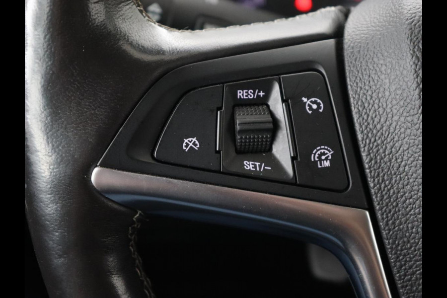 Opel Mokka X 1.6 CDTI Innovation | Automaat | Stoel & stuurverwarming | Trekhaak | Half leder | Full LED | Parkeerhulp | Navigatie | Climate control | Cruise control