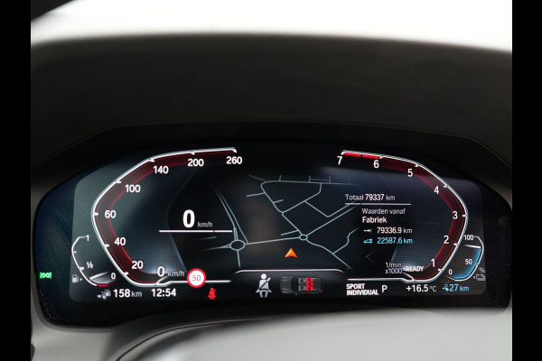BMW 3 Serie Touring 330e Plug in Hybrid 293pk Dealer O.H | PHEV | Trekhaak Afneembaar | Panodak | Camera | 19" L.M |  Apple Carplay | LED | Leder | DAB |
