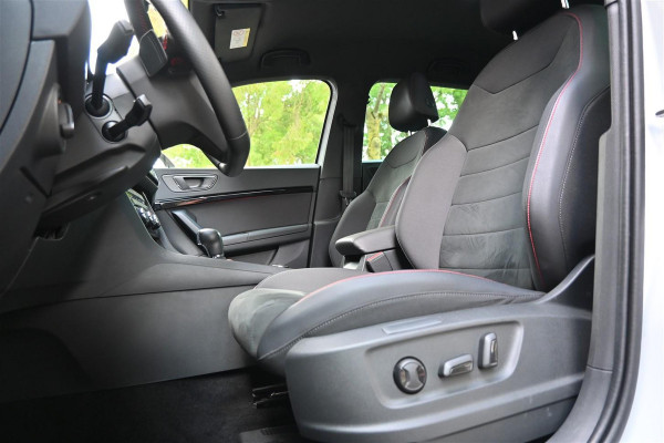 Seat Ateca 1.5 TSI FR 4Drive Virtual Trekhaak BEATS Carplay CAM '19