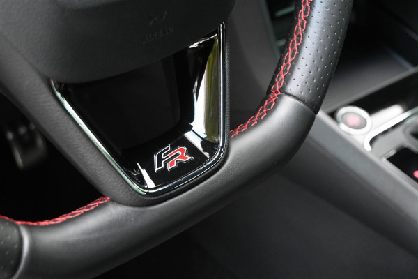 Seat Ateca 1.5 TSI FR 4Drive Virtual Trekhaak BEATS Carplay CAM '19