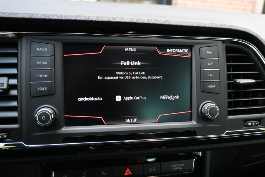 Seat Ateca 1.5 TSI FR 4Drive Virtual Trekhaak BEATS Carplay CAM '19