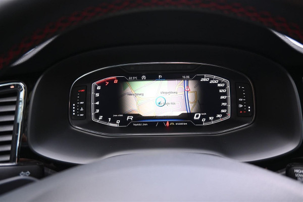 Seat Ateca 1.5 TSI FR 4Drive Virtual Trekhaak BEATS Carplay CAM '19