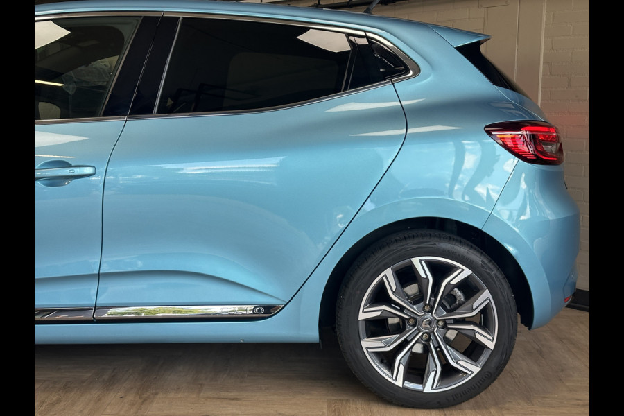 Renault Clio 1.3 TCe 130pk Edition One | Groot navi | Bose | 17" | Camera | CarPlay | Led | Dealer onderhouden!