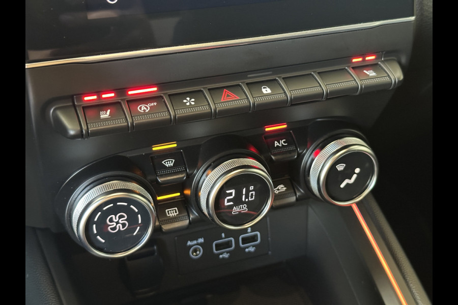 Renault Clio 1.3 TCe 130pk Edition One | Groot navi | Bose | 17" | Camera | CarPlay | Led | Dealer onderhouden!