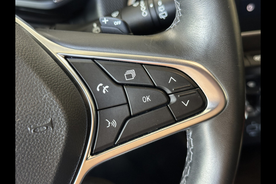 Renault Clio 1.3 TCe 130pk Edition One | Groot navi | Bose | 17" | Camera | CarPlay | Led | Dealer onderhouden!