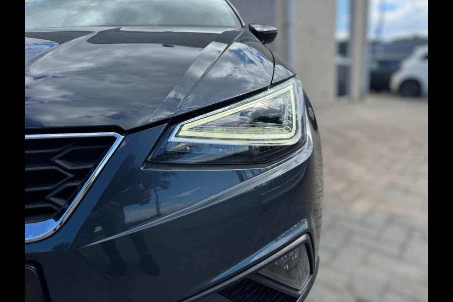 Seat Ibiza 1.0 EcoTSI FR Business Intense AUTOMAAT / 81 KW / 110 PK / PDC / CARPLAY / NAVI / CRUISE / LED / ZWARTE HEMEL / ECC