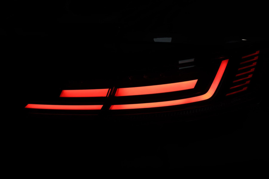 Volkswagen Arteon 2.0 TSI 3x R-Line / PANODAK / VIRTUAL / KEYLESS / ACC / HUD / 360