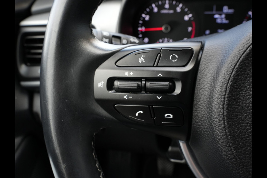 Kia Stonic 1.0 T-GDi DynamicLine | Navigatie | Camera | Android/Apple Carplay