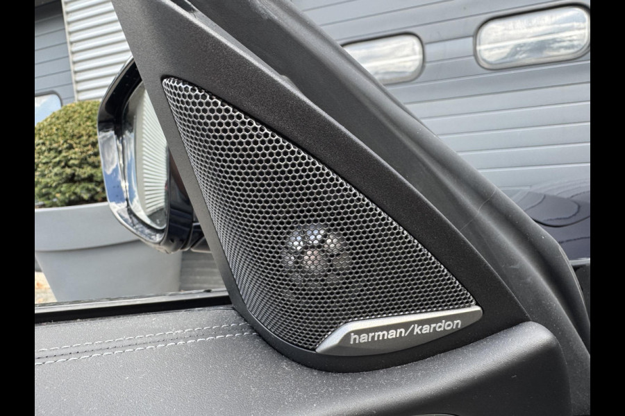 BMW 4 Serie Coupé 430i High Executive M-Sport | Panoramadak | Carbon | Head-Up Display | Camera | Harmon Kardon |