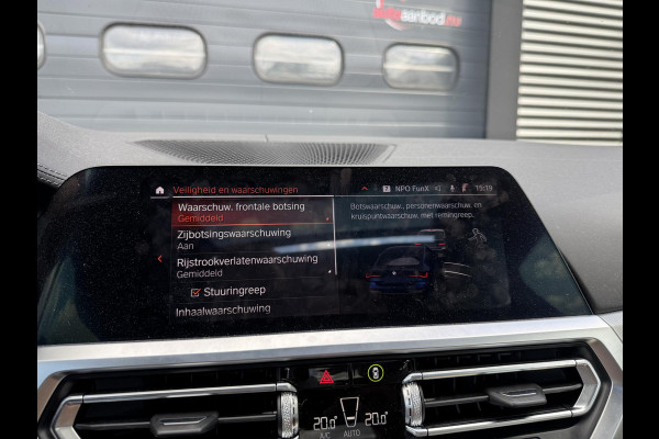 BMW 4 Serie Coupé 430i High Executive M-Sport | Panoramadak | Carbon | Head-Up Display | Camera | Harmon Kardon |