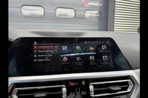 BMW 4 Serie Coupé 430i High Executive M-Sport | Panoramadak | Carbon | Head-Up Display | Camera | Harmon Kardon |
