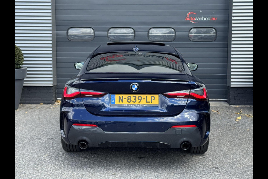BMW 4 Serie Coupé 430i High Executive M-Sport | Panoramadak | Carbon | Head-Up Display | Camera | Harmon Kardon |