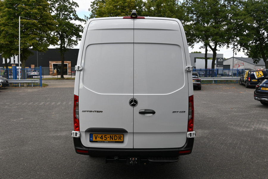 Mercedes-Benz Sprinter 317 CDI L3H2 3500 KG trekhaak, Geveerde stoel, MBUX met camera