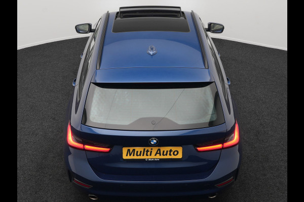 BMW 3 Serie Touring 330e Plug in Hybrid 293pk Dealer O.H | PHEV | Trekhaak Afneembaar | Panodak | Camera | 19" L.M |  Apple Carplay | LED | Leder | DAB |