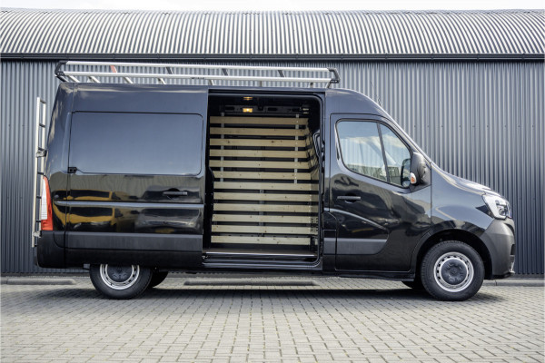 Renault Master T35 dCi 135 | L2H2 | Navi | Imperiaal | Ladder | LED | PDC | Euro 6
