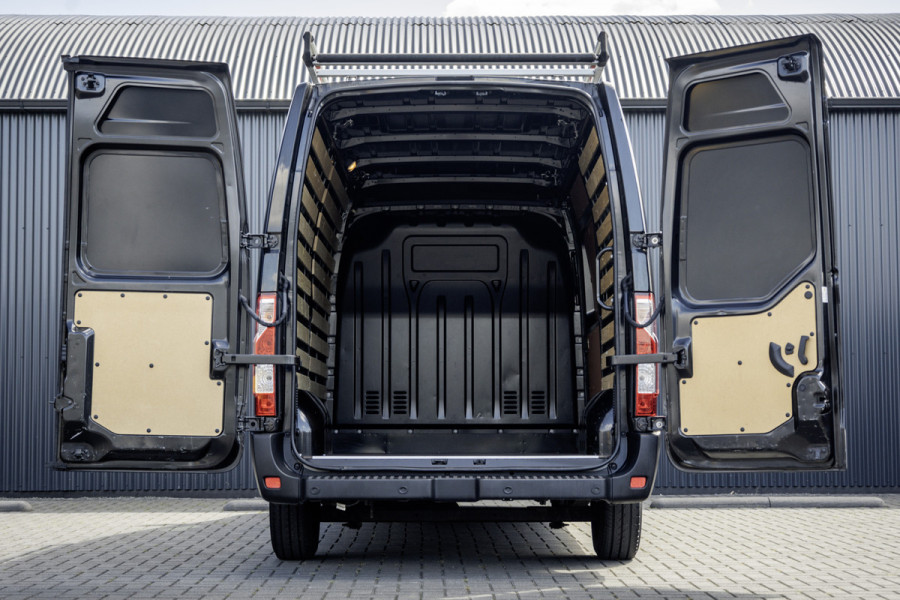 Renault Master T35 dCi 135 | L2H2 | Navi | Imperiaal | Ladder | LED | PDC | Euro 6