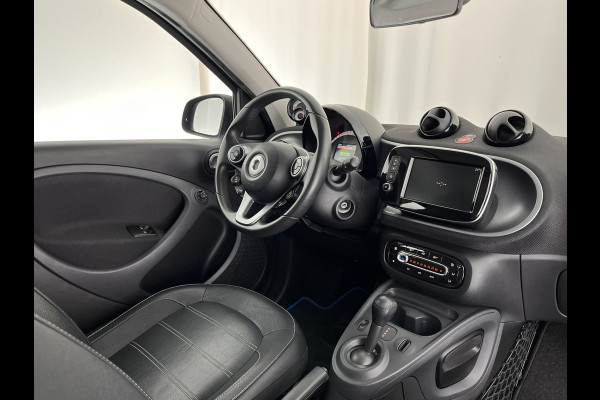 Smart Forfour electric drive prime 18 kWh *PANO | LUXURY-LEATHER | NAVI-FULLMAP | CAMERA | HEATED-COMFORTSEATS | AIRCO | CRUISE | 15''ALU*