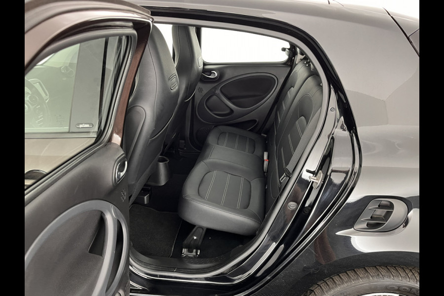 Smart Forfour electric drive prime 18 kWh *PANO | LUXURY-LEATHER | NAVI-FULLMAP | CAMERA | HEATED-COMFORTSEATS | AIRCO | CRUISE | 15''ALU*