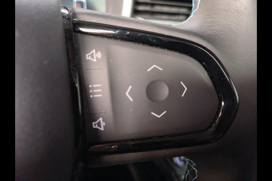 Lynk & Co 01 1.5  261PK Plug-in Hybrid * 360* camera Pano/dak Apple/Carplay Adaptive/Cruise Rijklaar + Fabrieksgarantie tot 02-2027 Henk Jongen Auto's in Helmond,  al 50 jaar service zoals 't hoort!