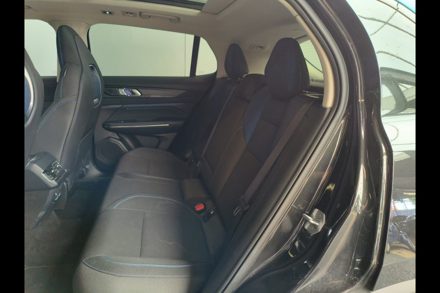 Lynk & Co 01 1.5  261PK Plug-in Hybrid * 360* camera Pano/dak Apple/Carplay Adaptive/Cruise Rijklaar + Fabrieksgarantie tot 02-2027 Henk Jongen Auto's in Helmond,  al 50 jaar service zoals 't hoort!
