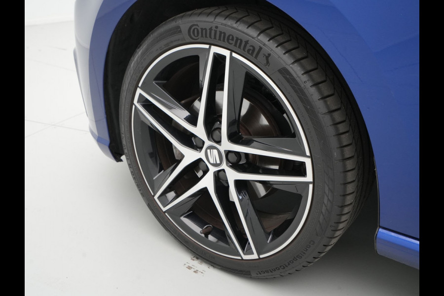 Seat Ibiza 1.0 TSI 115pk FR Business Intense Panorama Beats Audio Navigatie Camera Stoelverwarming 115