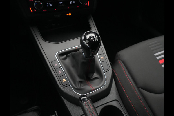 Seat Ibiza 1.0 TSI 115pk FR Business Intense Panorama Beats Audio Navigatie Camera Stoelverwarming 115