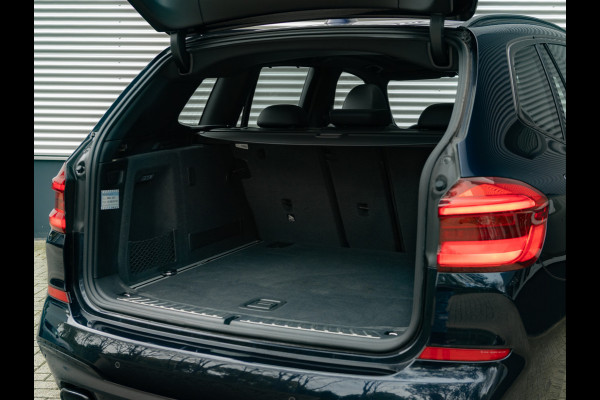 BMW X3 M40i xDrive - Pano - Trekhaak - Memory - Harman Kardon - Standkachel