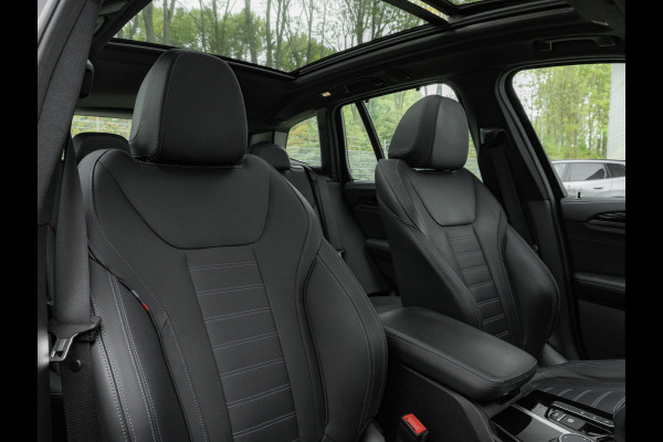 BMW X3 M40i xDrive - Pano - Trekhaak - Memory - Harman Kardon - Standkachel