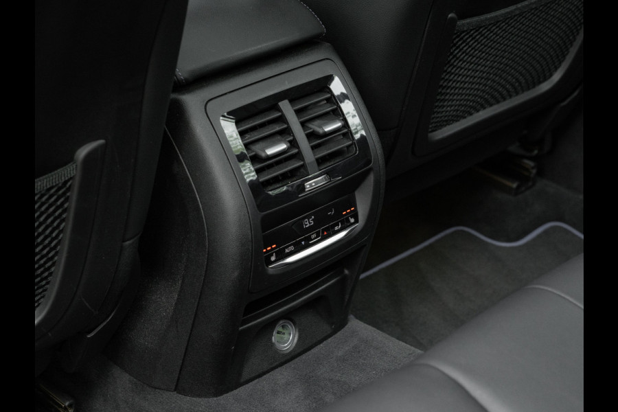 BMW X3 M40i xDrive - Pano - Trekhaak - Memory - Harman Kardon - Standkachel