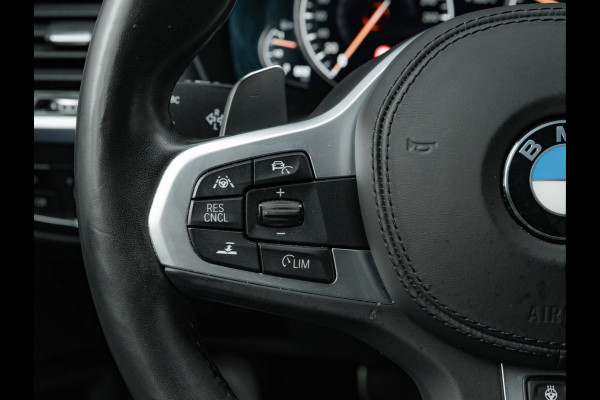 BMW X3 M40i xDrive - Pano - Trekhaak - Memory - Harman Kardon - Standkachel